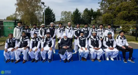 Englandbesuch beim weltweiten Oberhaupt der Ahmadiyya Gemeinde